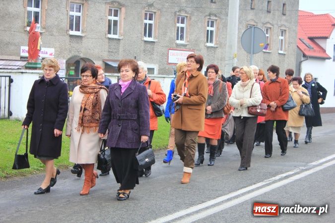 Zdjęcie w galerii na portalu naszraciborz.pl: Szkoła w Pietrowicach ma już 40 lat! wiadomości z regionu