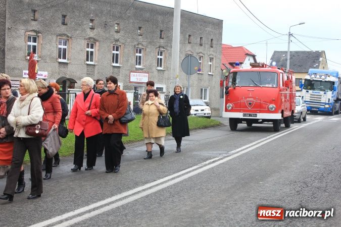 Zdjęcie w galerii na portalu naszraciborz.pl: Szkoła w Pietrowicach ma już 40 lat! wiadomości z regionu
