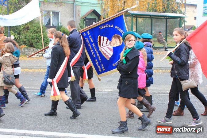 Zdjęcie w galerii na portalu naszraciborz.pl: Szkoła w Pietrowicach ma już 40 lat! wiadomości z regionu