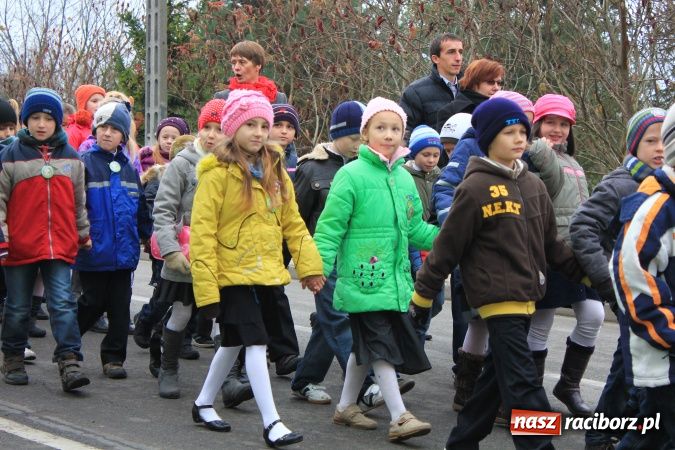 Zdjęcie w galerii na portalu naszraciborz.pl: Szkoła w Pietrowicach ma już 40 lat! wiadomości z regionu