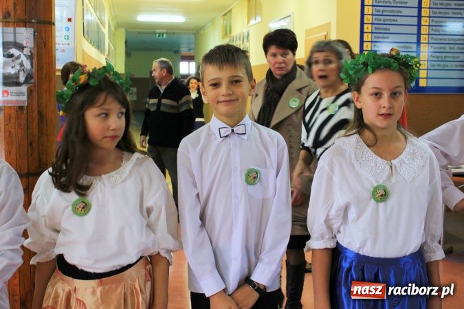 Zdjęcie w galerii na portalu naszraciborz.pl: Szkoła w Pietrowicach ma już 40 lat! wiadomości z regionu