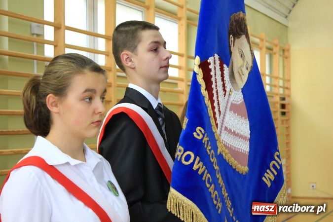 Zdjęcie w galerii na portalu naszraciborz.pl: Szkoła w Pietrowicach ma już 40 lat! wiadomości z regionu