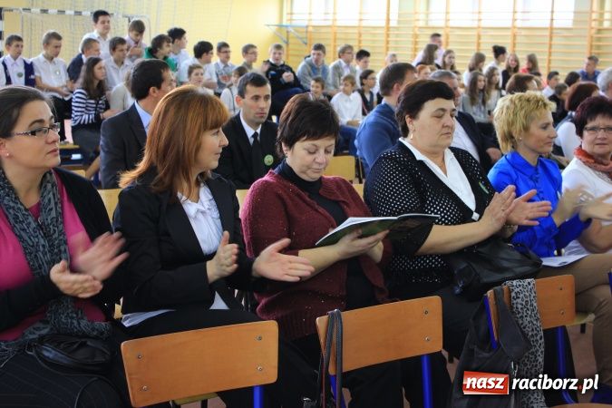 Zdjęcie w galerii na portalu naszraciborz.pl: Szkoła w Pietrowicach ma już 40 lat! wiadomości z regionu