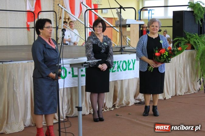 Zdjęcie w galerii na portalu naszraciborz.pl: Szkoła w Pietrowicach ma już 40 lat! wiadomości z regionu
