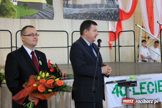 Zdjęcie w galerii na portalu naszraciborz.pl: Szkoła w Pietrowicach ma już 40 lat! wiadomości z regionu