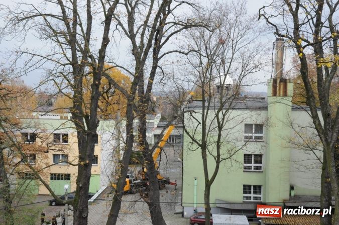 Zdjęcie w galerii na portalu naszraciborz.pl: Na dachu Mechanika zamontowano kopułę obserwatorium astronomicznego wiadomości z regionu