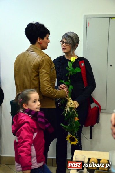 Zdjęcie w galerii na portalu naszraciborz.pl: Wernisaż grafik dr Karoliny Stanieczek wiadomości z regionu