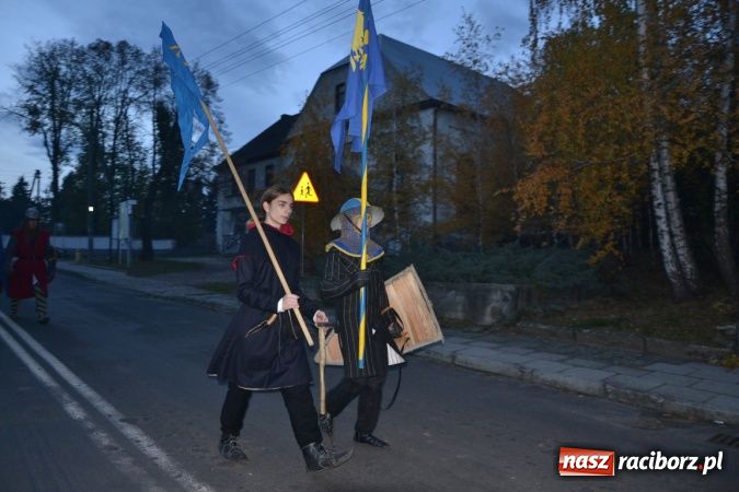 Zdjęcie w galerii na portalu naszraciborz.pl: Rycerze na dniu świętego Marcina w Bieńkowicach wiadomości z regionu