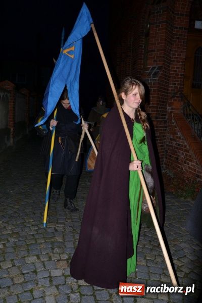 Zdjęcie w galerii na portalu naszraciborz.pl: Rycerze na dniu świętego Marcina w Bieńkowicach wiadomości z regionu
