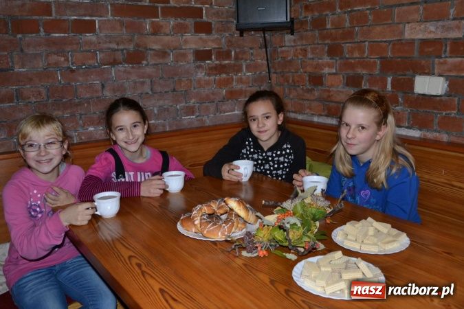 Zdjęcie w galerii na portalu naszraciborz.pl: Rycerze na dniu świętego Marcina w Bieńkowicach wiadomości z regionu