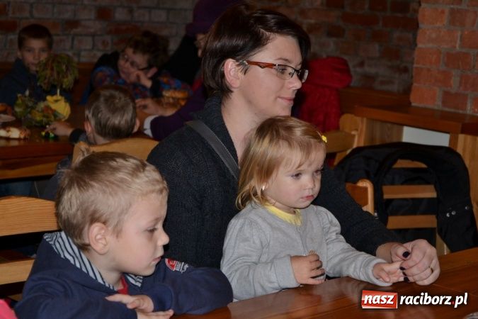 Zdjęcie w galerii na portalu naszraciborz.pl: Rycerze na dniu świętego Marcina w Bieńkowicach wiadomości z regionu