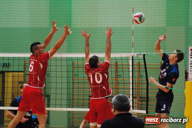 Zdjęcie w galerii na portalu naszraciborz.pl: Klęska AZS Rafako w derbach regionu wiadomości z regionu