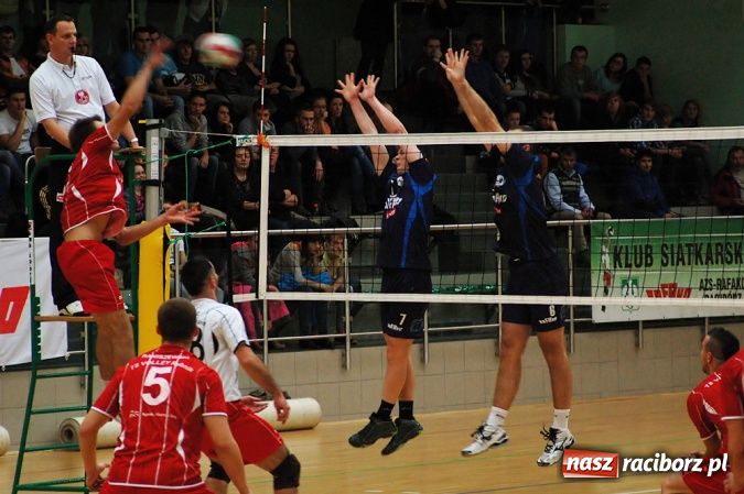 Zdjęcie w galerii na portalu naszraciborz.pl: Klęska AZS Rafako w derbach regionu wiadomości z regionu