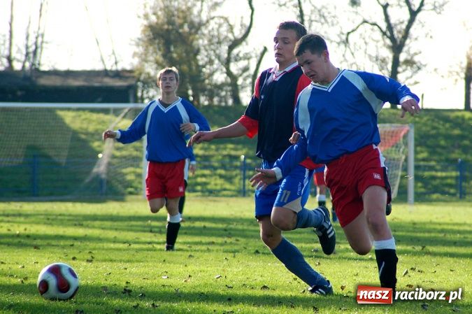 Zdjęcie w galerii na portalu naszraciborz.pl: Unia rozgromiła lidera wiadomości z regionu