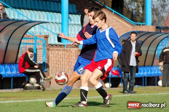 Zdjęcie w galerii na portalu naszraciborz.pl: Unia rozgromiła lidera wiadomości z regionu