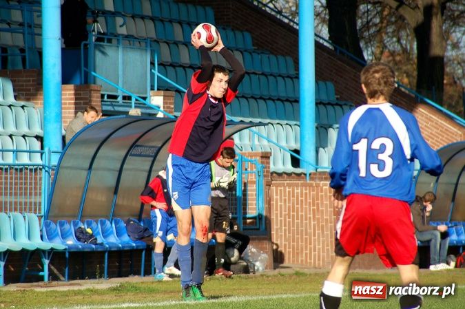 Zdjęcie w galerii na portalu naszraciborz.pl: Unia rozgromiła lidera wiadomości z regionu
