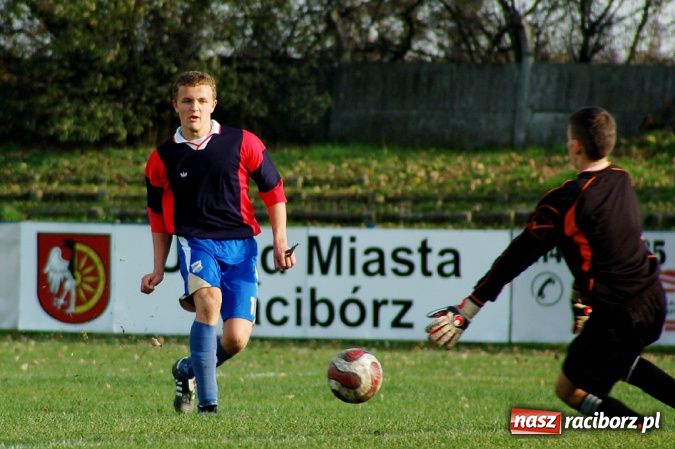 Zdjęcie w galerii na portalu naszraciborz.pl: Unia rozgromiła lidera wiadomości z regionu