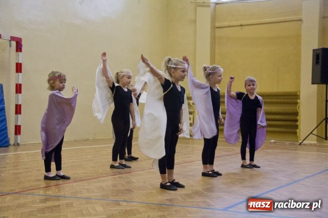 Zdjęcie w galerii na portalu naszraciborz.pl: Radosne święto w Studziennej wiadomości z regionu