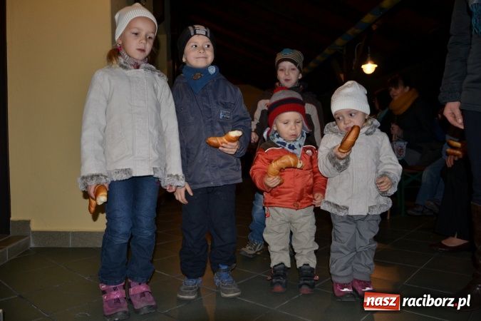 Zdjęcie w galerii na portalu naszraciborz.pl: Rogale, że palce lizać wiadomości z regionu