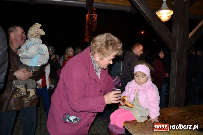 Zdjęcie w galerii na portalu naszraciborz.pl: Rogale, że palce lizać wiadomości z regionu