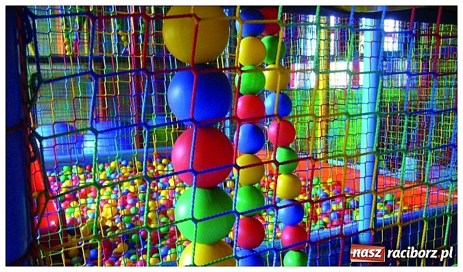 Zdjęcie w galerii na portalu naszraciborz.pl: 1. urodziny JUNIOR PLAY! wiadomości z regionu