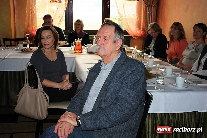 Zdjęcie w galerii na portalu naszraciborz.pl: Czy to pomoże im znaleźć wymarzoną pracę? wiadomości z regionu