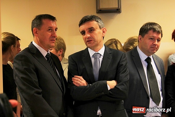 Zdjęcie w galerii na portalu naszraciborz.pl: Raciborski poprawczak najnowocześniejszy w całej Polsce. Dziś przecięto wstęgę wiadomości z regionu