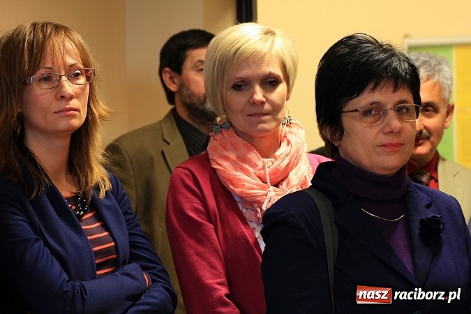 Zdjęcie w galerii na portalu naszraciborz.pl: Raciborski poprawczak najnowocześniejszy w całej Polsce. Dziś przecięto wstęgę wiadomości z regionu