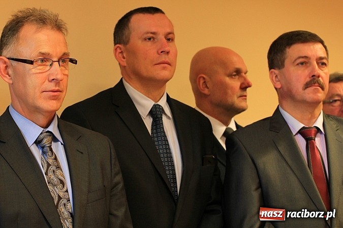 Zdjęcie w galerii na portalu naszraciborz.pl: Raciborski poprawczak najnowocześniejszy w całej Polsce. Dziś przecięto wstęgę wiadomości z regionu