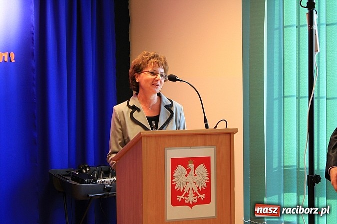 Zdjęcie w galerii na portalu naszraciborz.pl: Raciborski poprawczak najnowocześniejszy w całej Polsce. Dziś przecięto wstęgę wiadomości z regionu