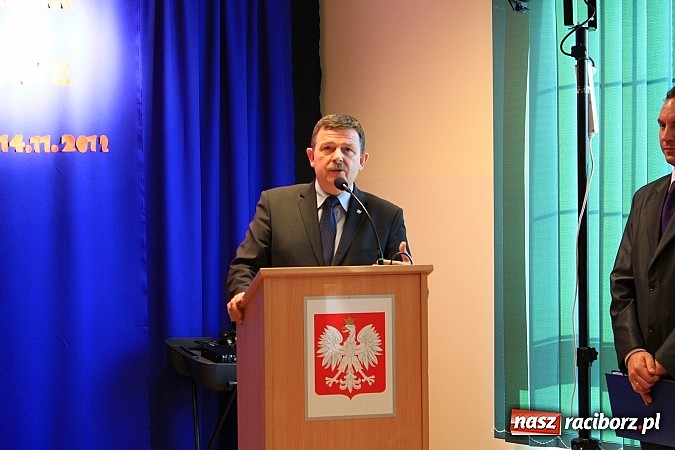 Zdjęcie w galerii na portalu naszraciborz.pl: Raciborski poprawczak najnowocześniejszy w całej Polsce. Dziś przecięto wstęgę wiadomości z regionu