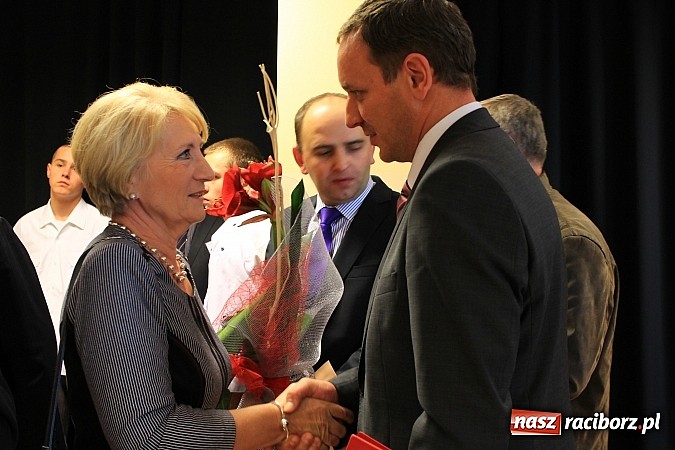 Zdjęcie w galerii na portalu naszraciborz.pl: Raciborski poprawczak najnowocześniejszy w całej Polsce. Dziś przecięto wstęgę wiadomości z regionu