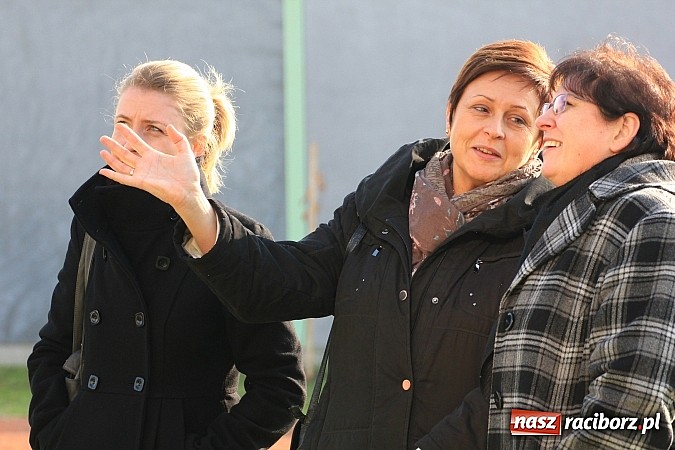 Zdjęcie w galerii na portalu naszraciborz.pl: Raciborski poprawczak najnowocześniejszy w całej Polsce. Dziś przecięto wstęgę wiadomości z regionu