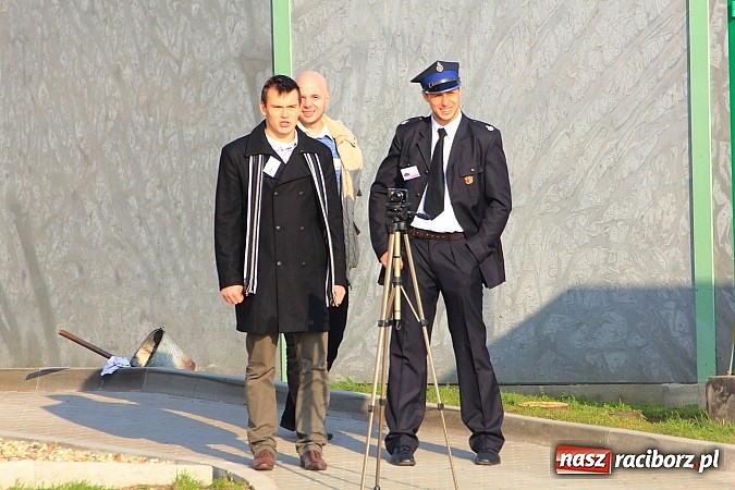 Zdjęcie w galerii na portalu naszraciborz.pl: Raciborski poprawczak najnowocześniejszy w całej Polsce. Dziś przecięto wstęgę wiadomości z regionu