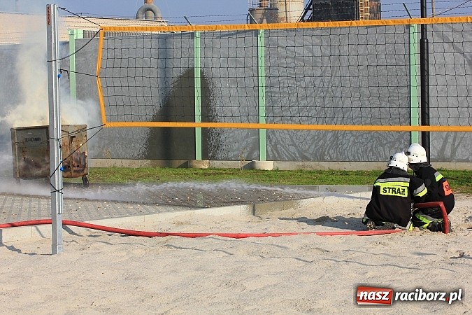Zdjęcie w galerii na portalu naszraciborz.pl: Raciborski poprawczak najnowocześniejszy w całej Polsce. Dziś przecięto wstęgę wiadomości z regionu