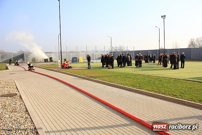 Zdjęcie w galerii na portalu naszraciborz.pl: Raciborski poprawczak najnowocześniejszy w całej Polsce. Dziś przecięto wstęgę wiadomości z regionu