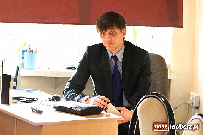 Zdjęcie w galerii na portalu naszraciborz.pl: Ambasador Mołdawii odwiedził gimnazjalistów wiadomości z regionu