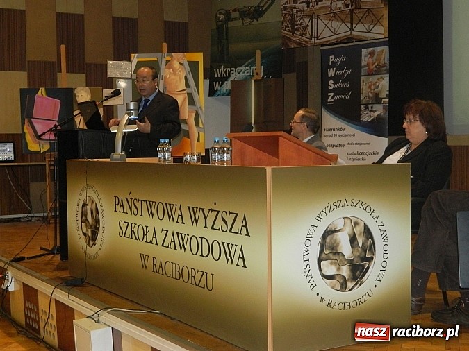 Zdjęcie w galerii na portalu naszraciborz.pl: Znawcy biznesu odwiedzili Racibórz wiadomości z regionu