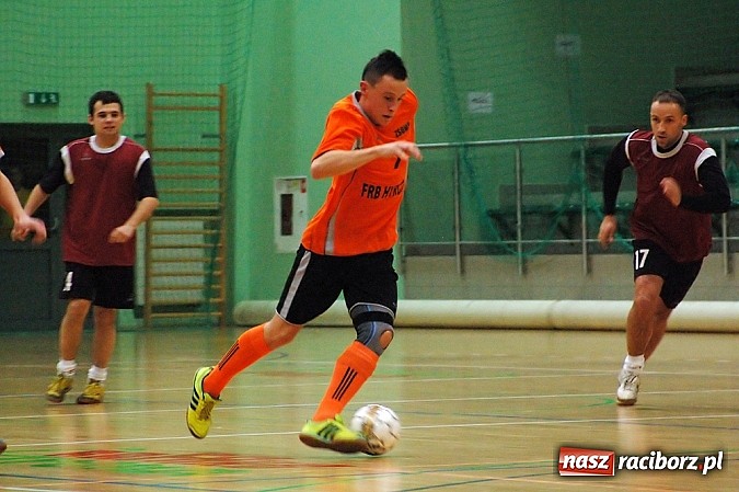 Zdjęcie w galerii na portalu naszraciborz.pl: Start Pietrowice wygrał z mistrzem wiadomości z regionu