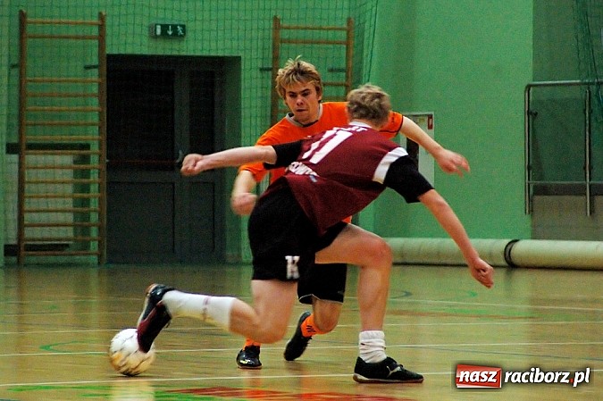 Zdjęcie w galerii na portalu naszraciborz.pl: Start Pietrowice wygrał z mistrzem wiadomości z regionu