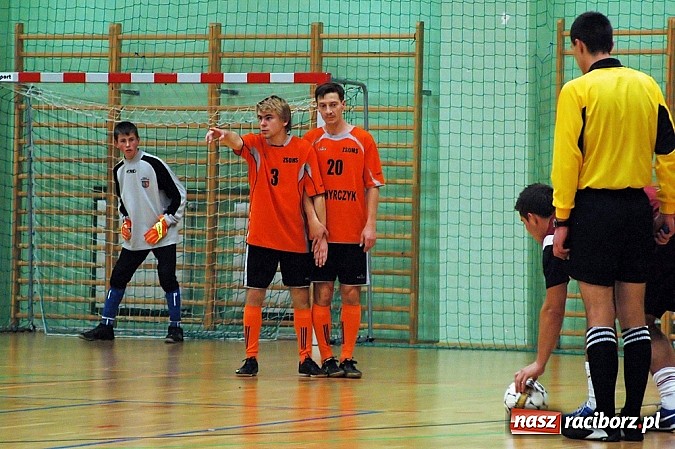 Zdjęcie w galerii na portalu naszraciborz.pl: Start Pietrowice wygrał z mistrzem wiadomości z regionu