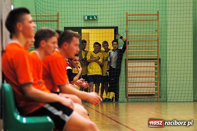 Zdjęcie w galerii na portalu naszraciborz.pl: Start Pietrowice wygrał z mistrzem wiadomości z regionu