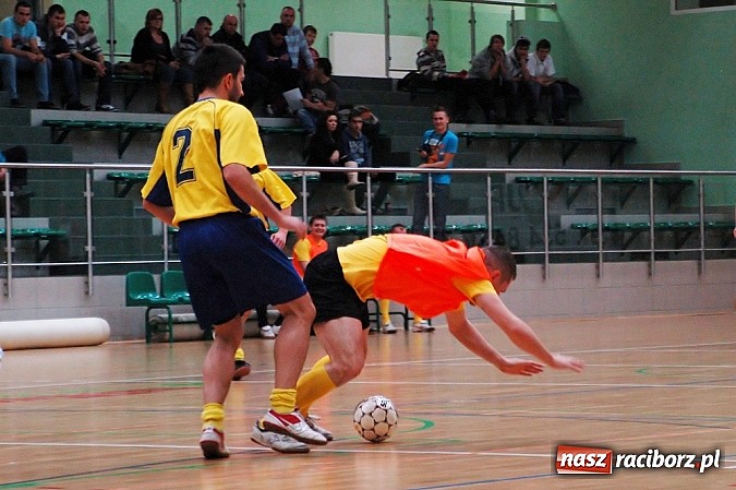 Zdjęcie w galerii na portalu naszraciborz.pl: Start Pietrowice wygrał z mistrzem wiadomości z regionu