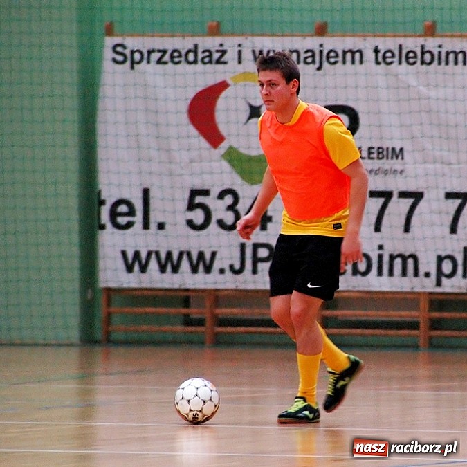 Zdjęcie w galerii na portalu naszraciborz.pl: Start Pietrowice wygrał z mistrzem wiadomości z regionu