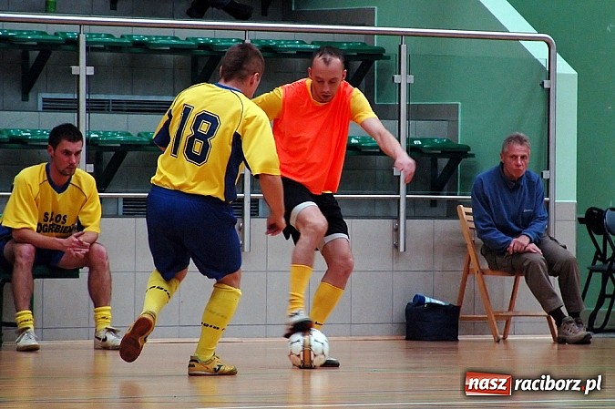 Zdjęcie w galerii na portalu naszraciborz.pl: Start Pietrowice wygrał z mistrzem wiadomości z regionu