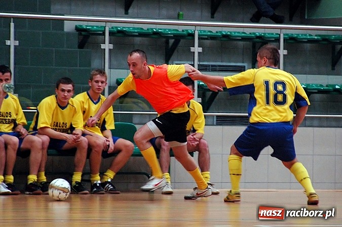 Zdjęcie w galerii na portalu naszraciborz.pl: Start Pietrowice wygrał z mistrzem wiadomości z regionu