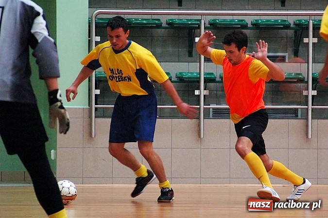 Zdjęcie w galerii na portalu naszraciborz.pl: Start Pietrowice wygrał z mistrzem wiadomości z regionu