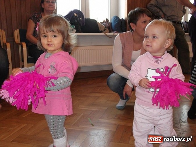 Zdjęcie w galerii na portalu naszraciborz.pl: Maluchy z Fiku-miku imprezują bez końca wiadomości z regionu