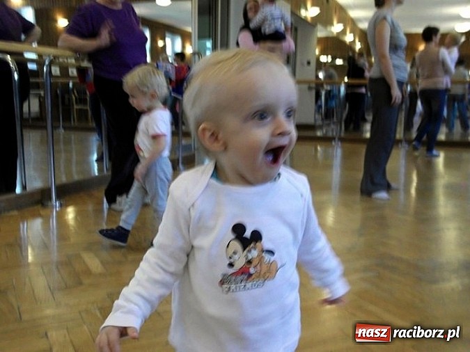 Zdjęcie w galerii na portalu naszraciborz.pl: Maluchy z Fiku-miku imprezują bez końca wiadomości z regionu