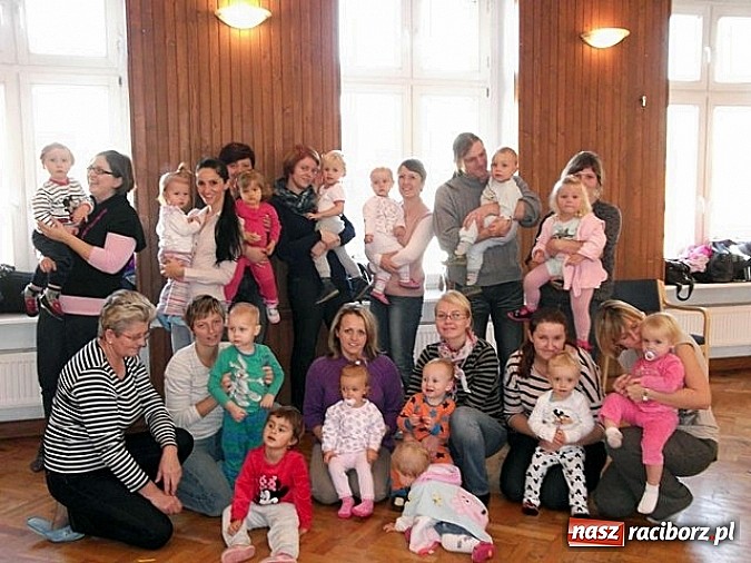 Zdjęcie w galerii na portalu naszraciborz.pl: Maluchy z Fiku-miku imprezują bez końca wiadomości z regionu